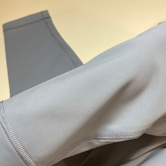 🔥 Lululemon Wunder Under 25” Chambray 4 - Picture 6 of 6